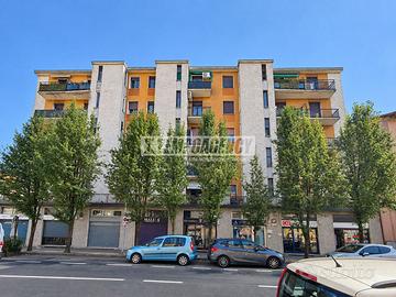 3 LOCALI RISTRUTTURATO IN CENTRO!