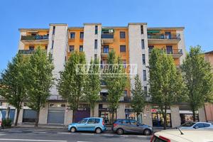 3 LOCALI RISTRUTTURATO IN CENTRO!
