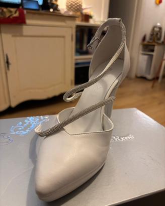 Scarpe da sposa nuove lavorate a mano