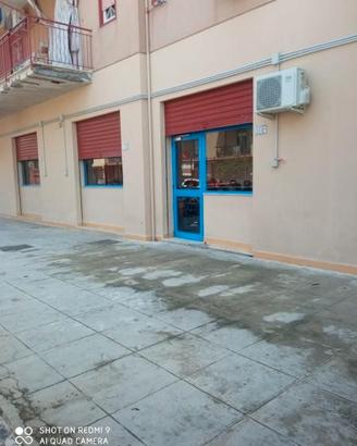 Scuola 700 mq ( A/10)