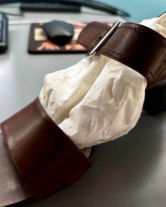 Sandali in pelle con fibbia Hogan