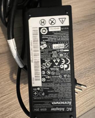 Lenovo docking station e alimentatori vari