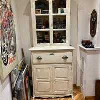 Credenza con alzata in stile Shabby Chic