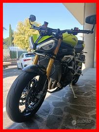 Triumph speed triple 1200 rx limited#rate#permute