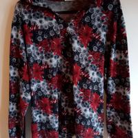 Maglia da donna a fantasia con rose