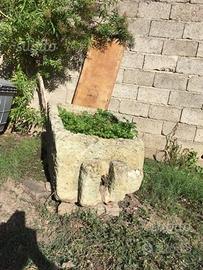 Antica Vasca - Lavatoio in pietra