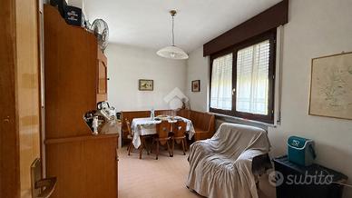 3 LOCALI A AVIANO