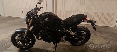 Honda cb650r black edition