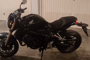 Honda cb650r black edition