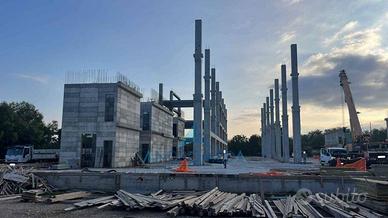 Immobile di 1370 m² con 4 locali a Frattamaggiore
