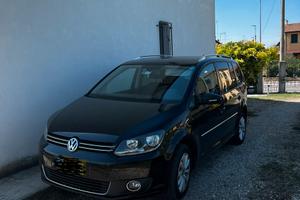 wolkswagen touran 2012