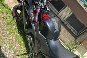 Honda cbr 125 r