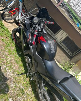 Honda cbr 125 r