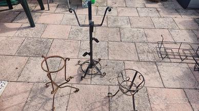 Poratavasi in metallo 