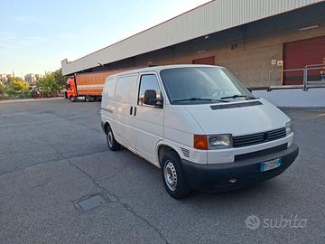 Furgone VW Transporter (T4)