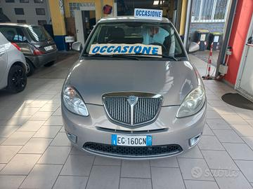 Lancia Ypsilon 1.2 69 CV EURO 5