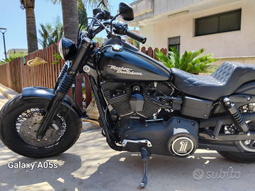 Harley davidson street bob