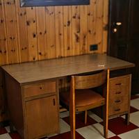 Scrivania vintage anni ’60 con sedia originale