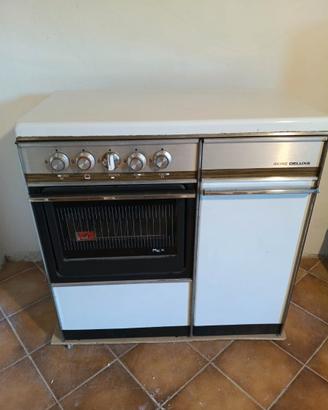 Cucina a gas e forno con bombola