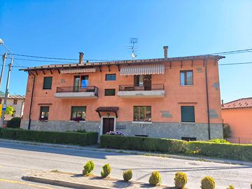 Appartamento al primo piano con cantina e garage