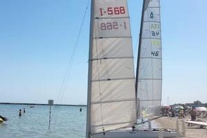 Catamarano Classe A carbonio con carrello