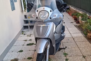 Aprilia Scarabeo 125