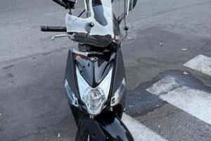 Motorino Kymco agility 125