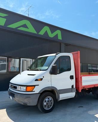 Iveco Daily 35C13 cassone fisso / euro3 / cambio m
