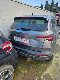 Skoda Karoq sinistrata 1.5 Benzina 700km