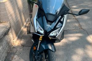 HONDA FORZA 750