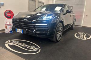 Porsche Cayenne Coupé 3.0 V6 E-Hybrid Platinum Edi