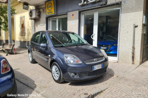 Ford fiesta 1.4 tdci 2006 poki km