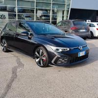 Volkswagen Golf 2.0 tdi GTD 200cv dsg