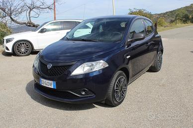 Lancia Ypsilon 1.0 FireFly 5 porte S&S Hybrid Ecoc