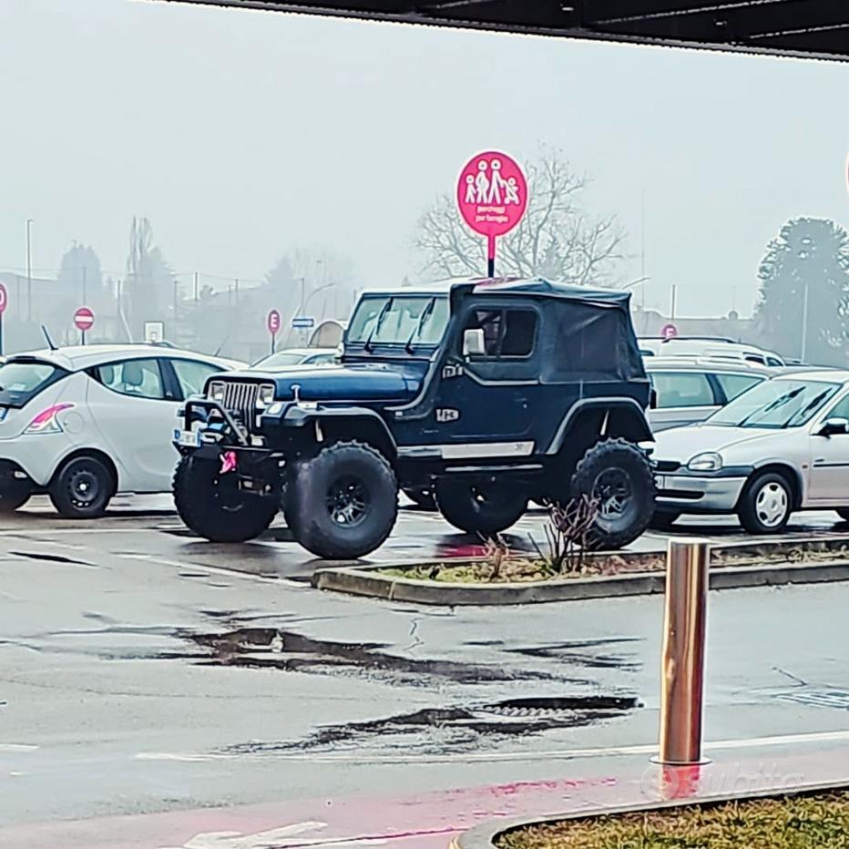 Jeep Wrangler 1ª-2ª s.