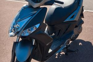 Scooter kymco agility 16+