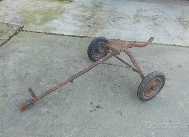 Carrello per pompa d'irrigazione