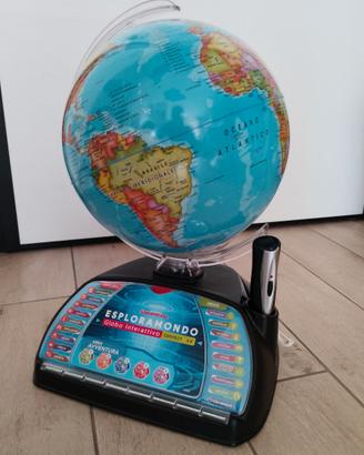 Mappamondo interattivo Clementoni