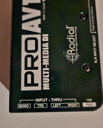 DI Box Radial PRO AV1