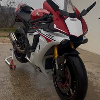 Yamaha YZF R1 2015