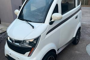 Microcar elettrica huaihai X7