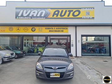 HYUNDAI i30 SW Benzina-57.000 Km-Neopatentati