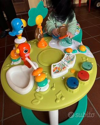 tavolo gioco con seduta con rotelle 