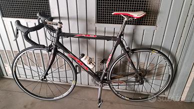 Bicicletta da corsa Bianchi manubrio Cinelli uomo
