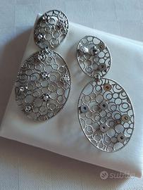 Orecchini Bronzo chiaro lavorato e strass bianchi