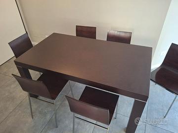tavolo in legno wenge  160x90 con 6 sedie euro 300