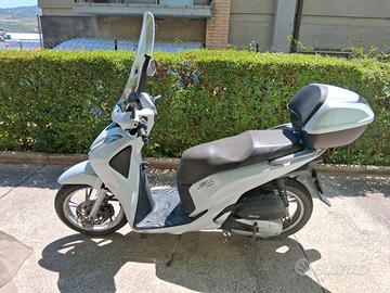 Scooter HONDA SH 150