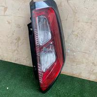 Stop posteriore sinistro fiat punto evo 2014