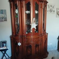 vetrina antiquariato 