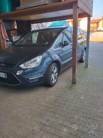 Ford S max